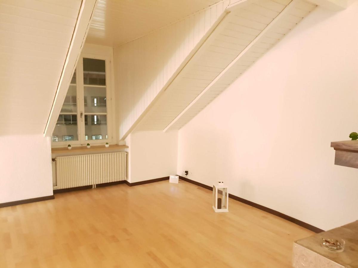 Haus De Philosophe Et Compositeur Rousseau Bienne Esterno foto