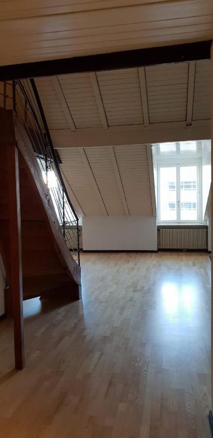 Haus De Philosophe Et Compositeur Rousseau Bienne Esterno foto